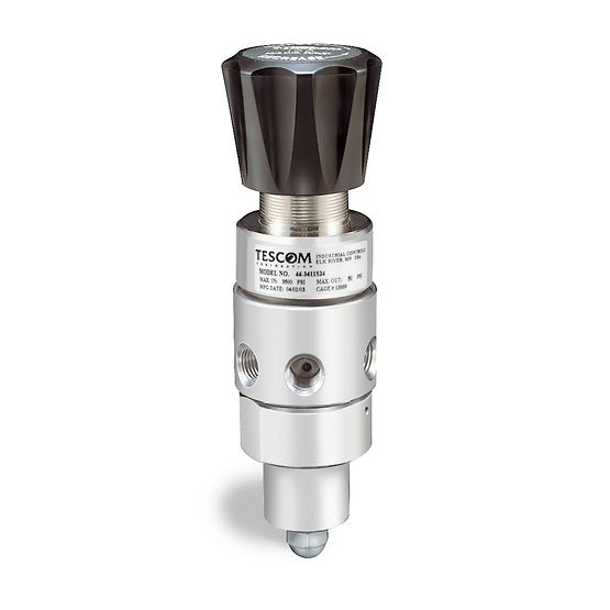 TESCOM™ 双级气缸调压器